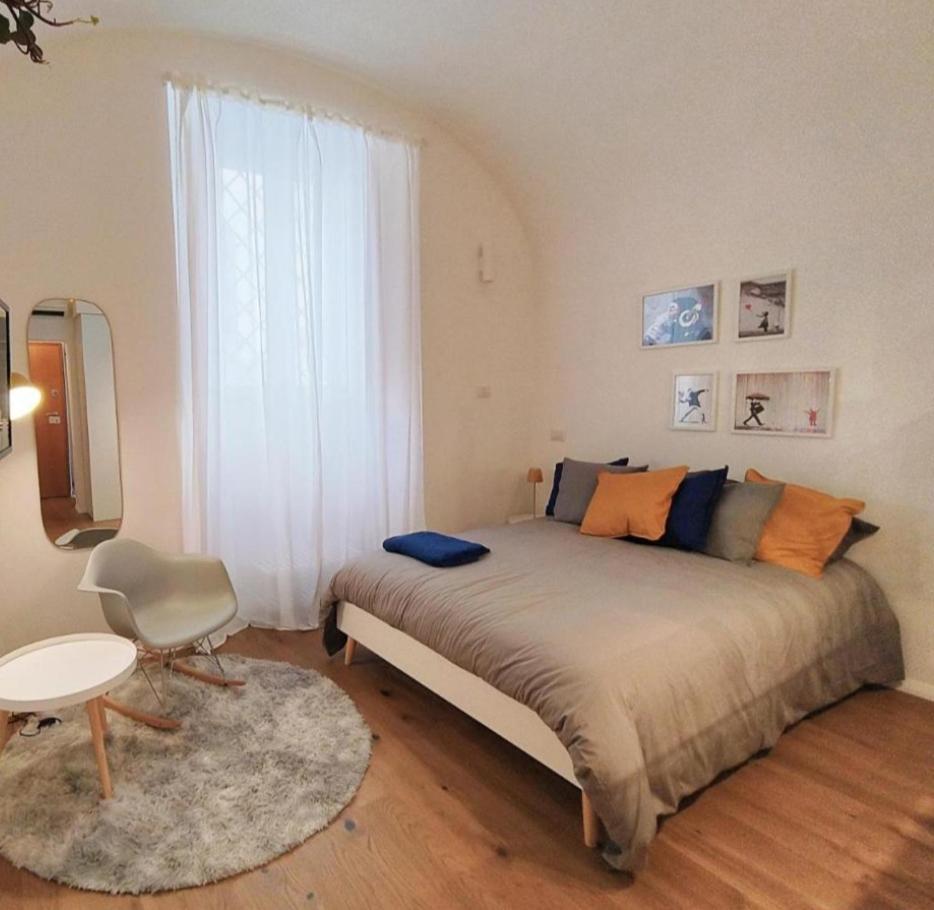 In Urbs Apartment Салерно Екстериор снимка